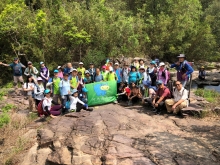 P4190017.JPG (744395 bytes)