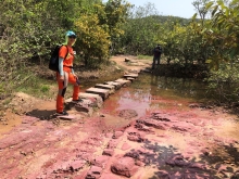 P4190029.JPG (699448 bytes)