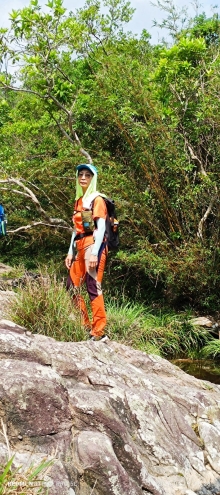 Thumbnail of pic_Mingle_Tam_011.jpg