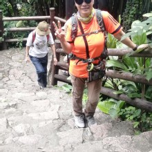 Thumbnail of pic_Lee_Woo_015.jpg