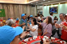 Thumbnail of pic_cw_Ho_205.JPG